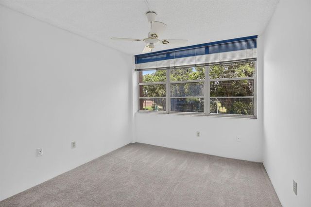 1100 Saint Charles Place 203, Pembroke Pines, FL 33026