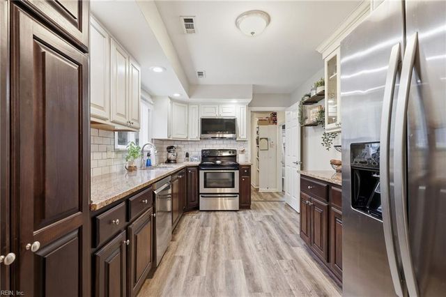 401 Old Forge CT, Virginia Beach, VA 23452