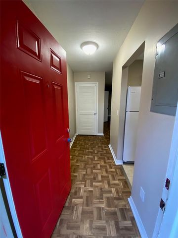 2430 NW 4TH TERRACE, Gainesville, FL 32609