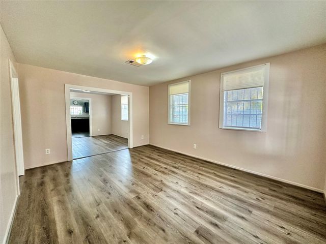 305 N Live Oak Street 3, Houston, TX 77003