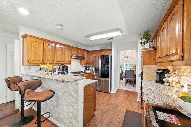709 Arbor Creek Drive, Desoto, TX 75115