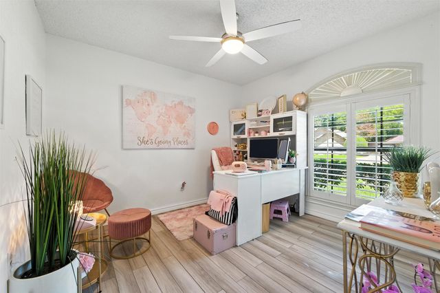 709 Arbor Creek Drive, Desoto, TX 75115