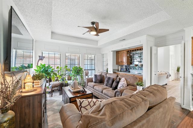 709 Arbor Creek Drive, Desoto, TX 75115