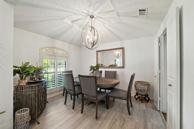 709 Arbor Creek Drive, Desoto, TX 75115