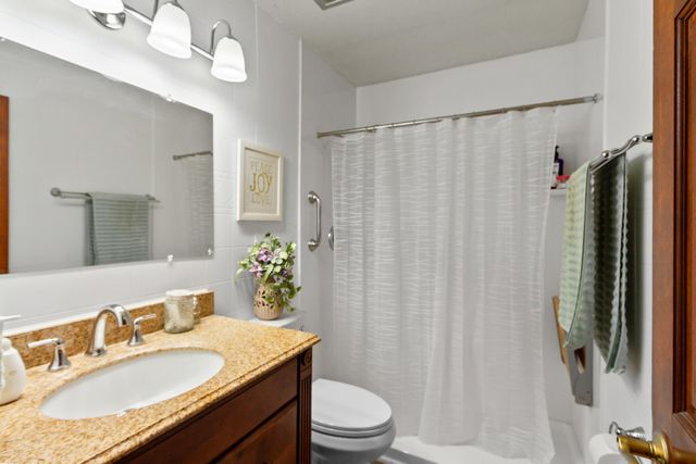 3267 Castleton Street, Grove City, OH 43123