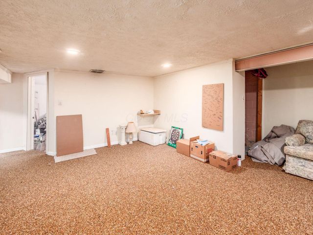 3267 Castleton Street, Grove City, OH 43123