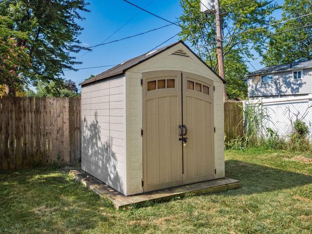 3267 Castleton Street, Grove City, OH 43123