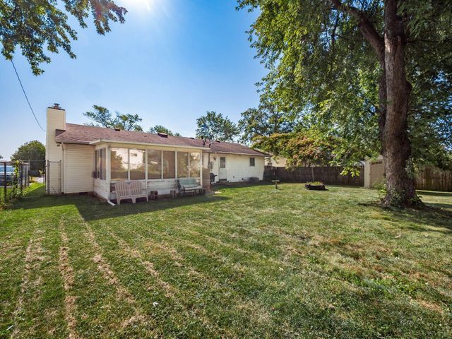 3267 Castleton Street, Grove City, OH 43123