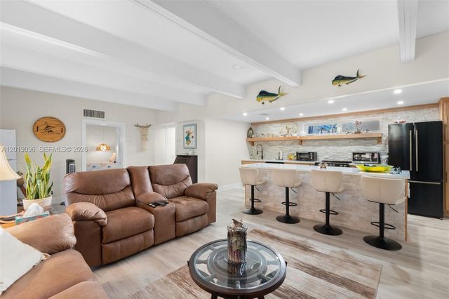 516 NE 6th Ave 1-3, Deerfield Beach, FL 33441