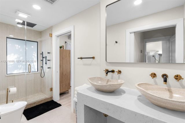 516 NE 6th Ave 1-3, Deerfield Beach, FL 33441