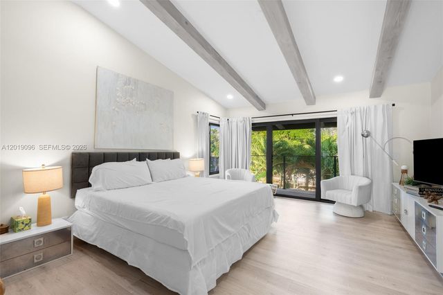 516 NE 6th Ave 1-3, Deerfield Beach, FL 33441