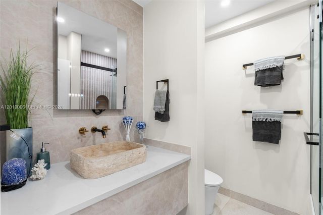 516 NE 6th Ave 1-3, Deerfield Beach, FL 33441
