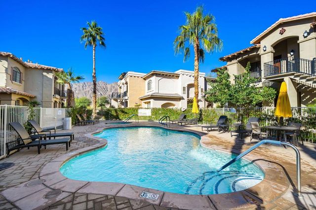 50630 Santa Rosa Plaza 8, La Quinta, CA 92253