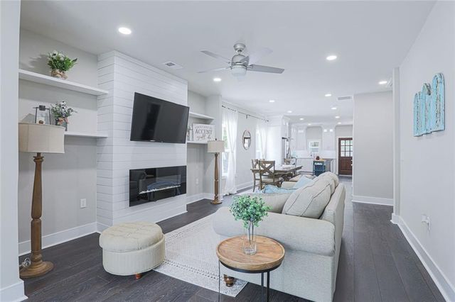 1717 Defoor Avenue NW, Atlanta, GA 30318
