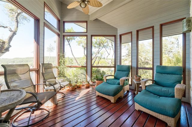 19905 Angel Bay DR, Spicewood, TX 78669