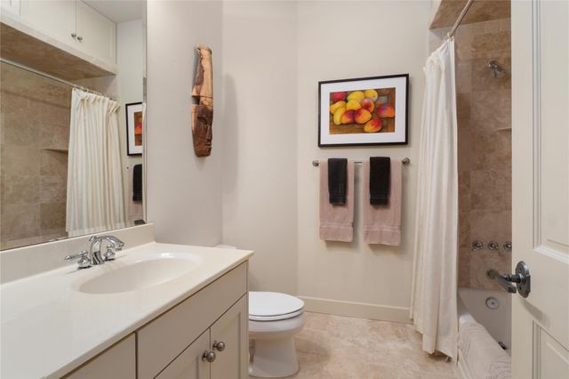 19905 Angel Bay DR, Spicewood, TX 78669