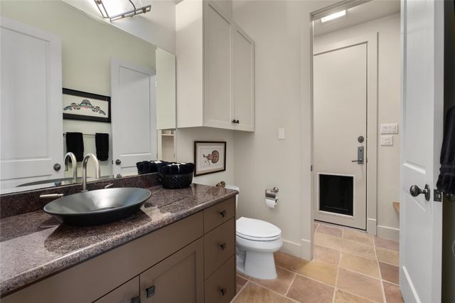 19905 Angel Bay DR, Spicewood, TX 78669