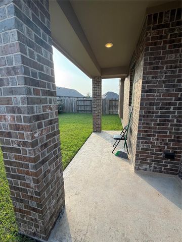 15703 Cairnwell Bend Drive, Humble, TX 77346