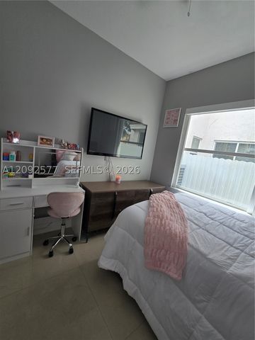 5372 SW 131st Ter, Miramar, FL 33027