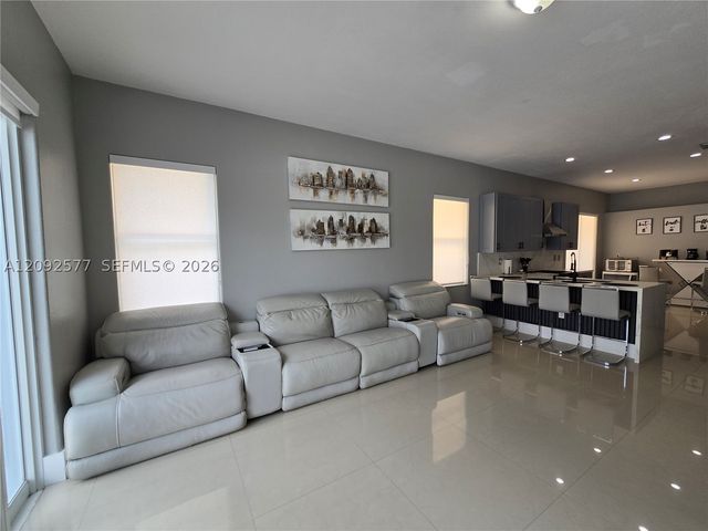 5372 SW 131st Ter, Miramar, FL 33027
