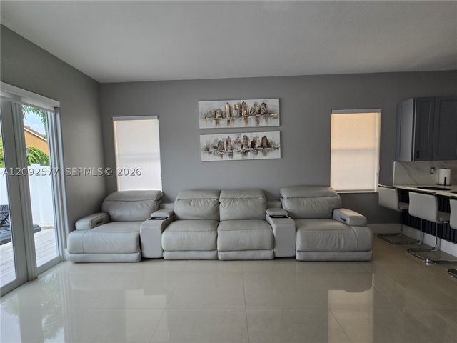 5372 SW 131st Ter, Miramar, FL 33027