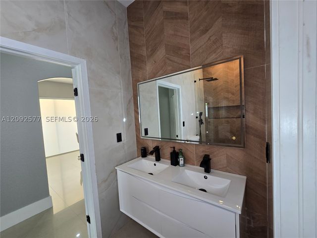 5372 SW 131st Ter, Miramar, FL 33027