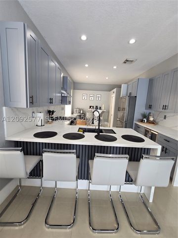 5372 SW 131st Ter, Miramar, FL 33027