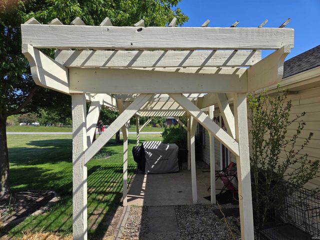 11598 S Mortz Drive, Battle Ground, IN 47920