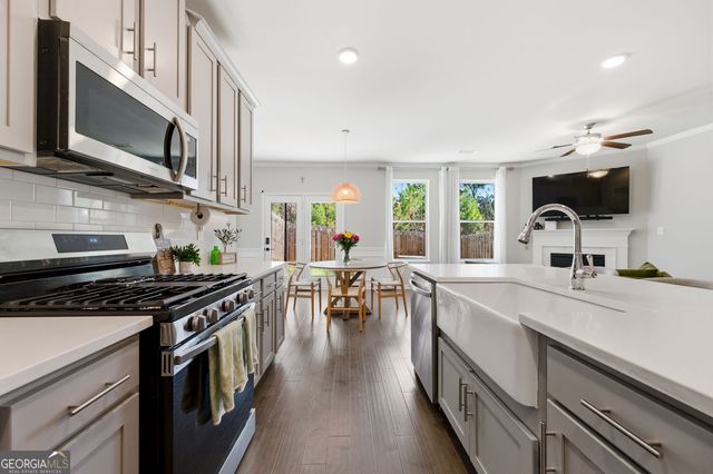 1833 Shetley Creek Drive, Norcross, GA 30071