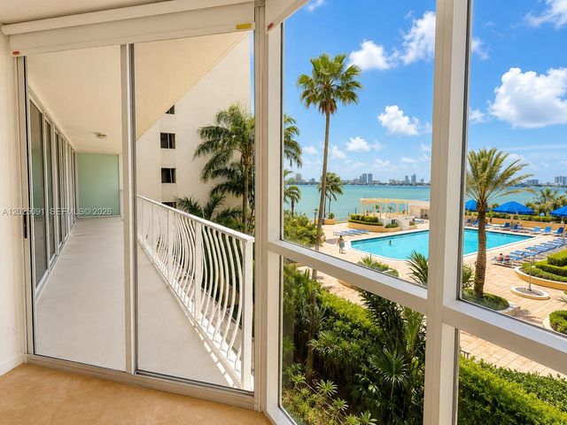 7601 E Treasure Dr 622, North Bay Village, FL 33141