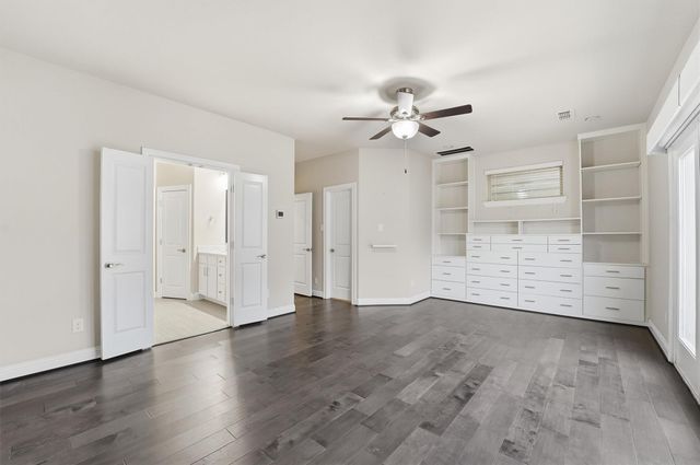 1121 Shepherd Oaks Drive, Houston, TX 77018