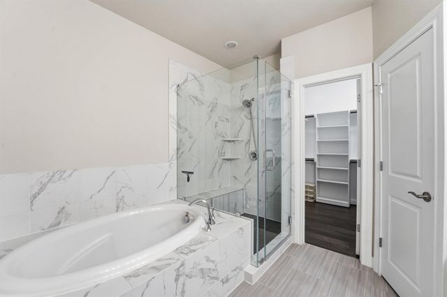 1121 Shepherd Oaks Drive, Houston, TX 77018