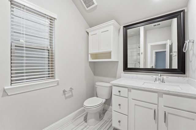 1121 Shepherd Oaks Drive, Houston, TX 77018