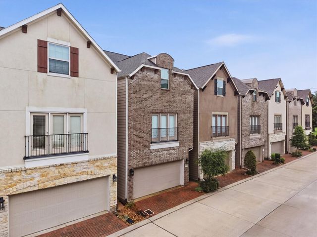 1121 Shepherd Oaks Drive, Houston, TX 77018
