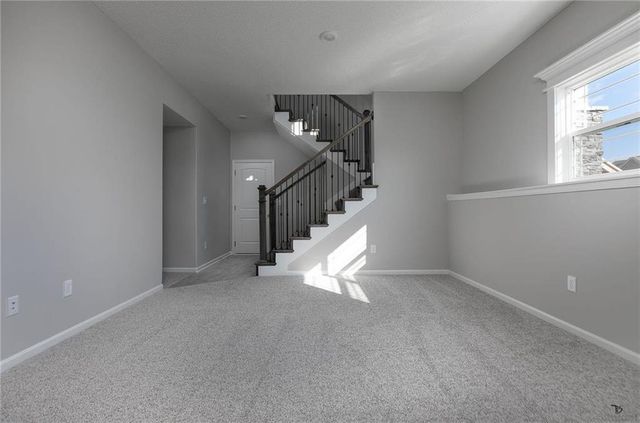 507 Skyview Lane, Liberty, MO 64068