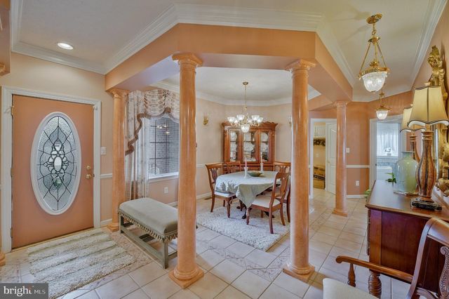 3013 SARATOGA DR, Winchester, VA 22601