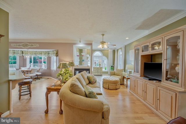 3013 SARATOGA DR, Winchester, VA 22601