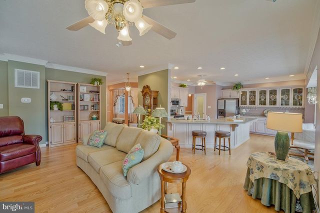 3013 SARATOGA DR, Winchester, VA 22601