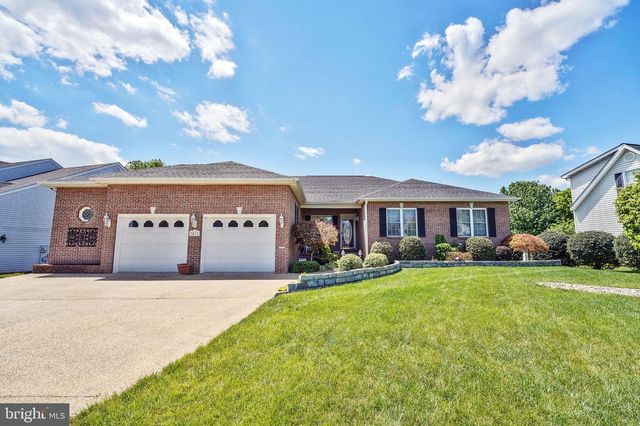 3013 SARATOGA DR, Winchester, VA 22601