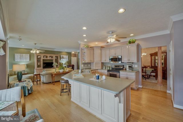 3013 SARATOGA DR, Winchester, VA 22601