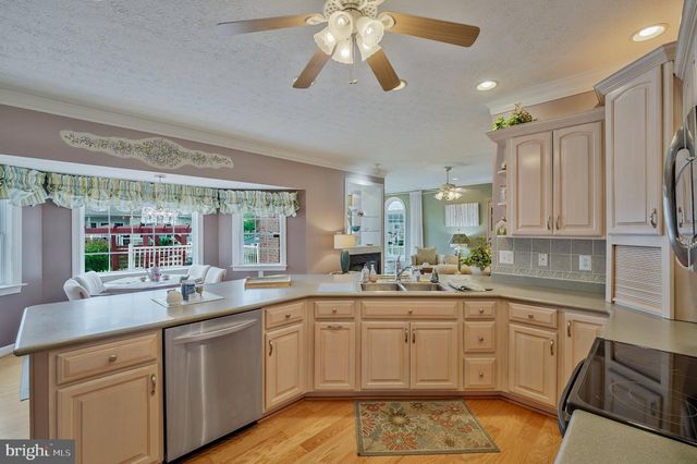 3013 SARATOGA DR, Winchester, VA 22601