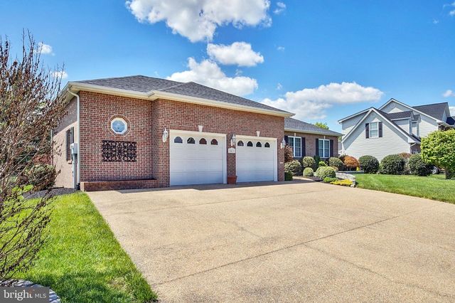 3013 SARATOGA DR, Winchester, VA 22601