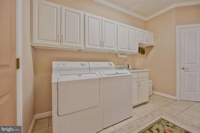 3013 SARATOGA DR, Winchester, VA 22601