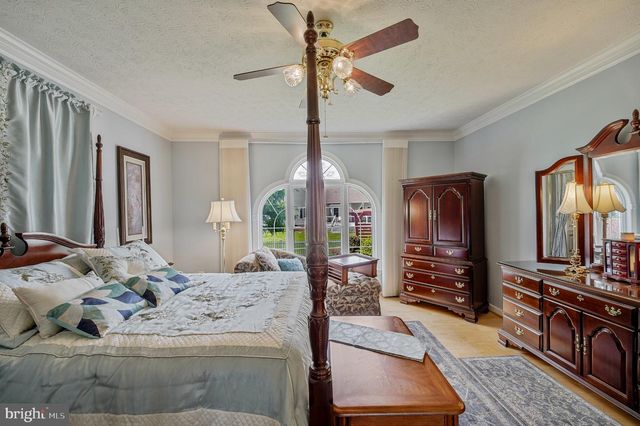 3013 SARATOGA DR, Winchester, VA 22601