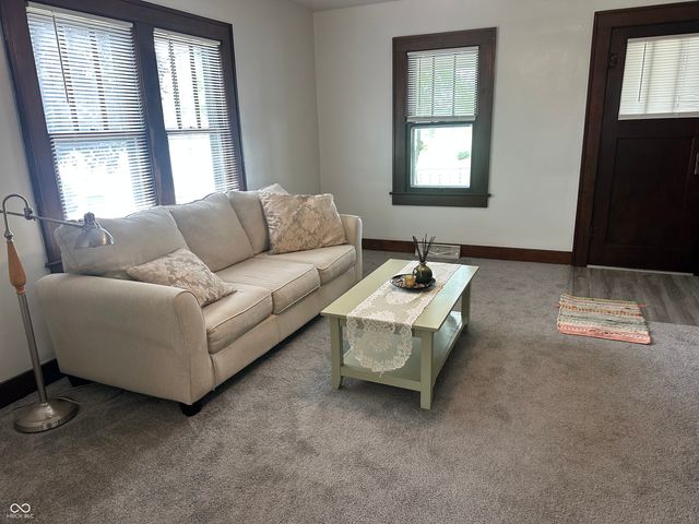28 Beveridge, Greencastle, IN 46135