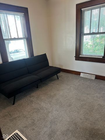 28 Beveridge, Greencastle, IN 46135