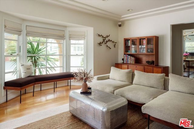 2583 Canyon Drive, Los Angeles, CA 90068