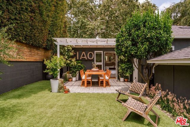 2583 Canyon Drive, Los Angeles, CA 90068