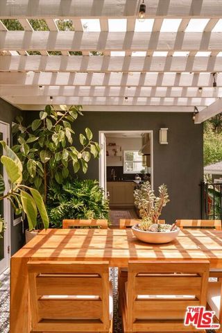 2583 Canyon Drive, Los Angeles, CA 90068