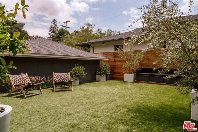2583 Canyon Drive, Los Angeles, CA 90068